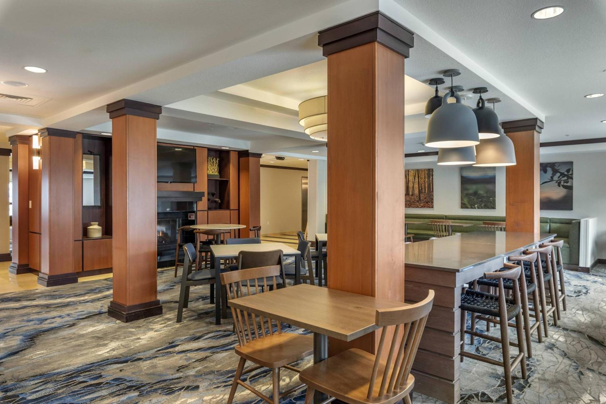 Fairfield Inn & Suites By Marriott Texarkana Exterior photo